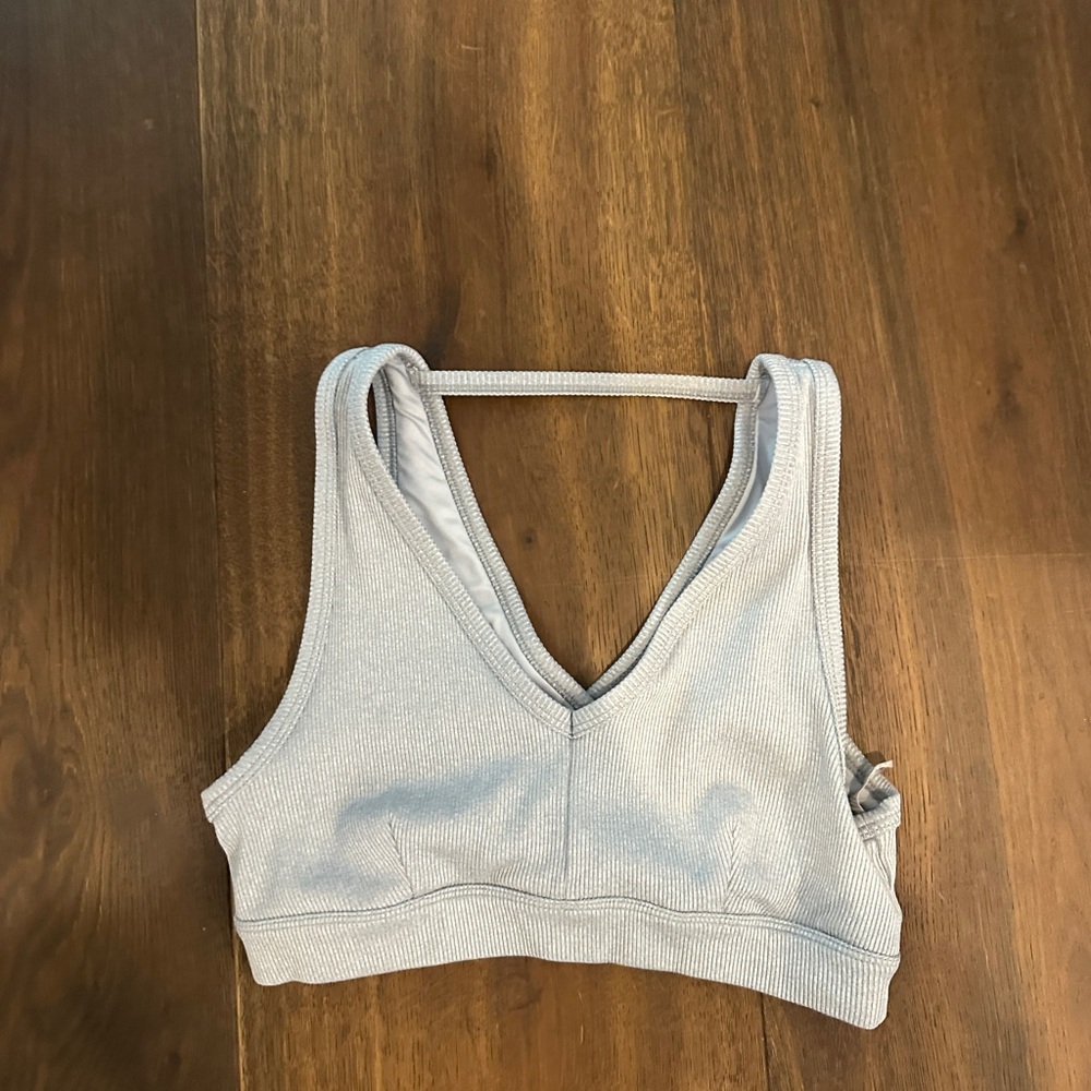 ALO Yoga Light Gray Ribbed Sports Bra